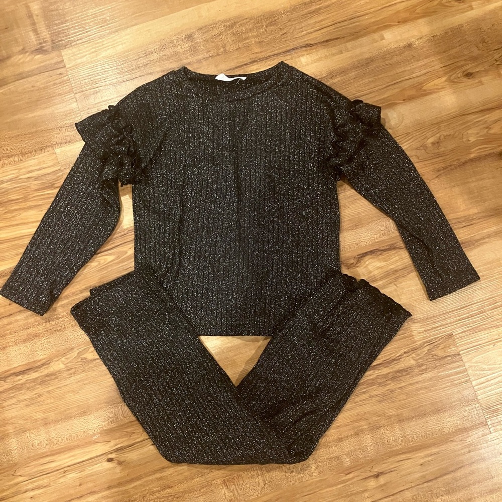 Girls size 5-6 Primark Glittery Black Knit Top and leggings